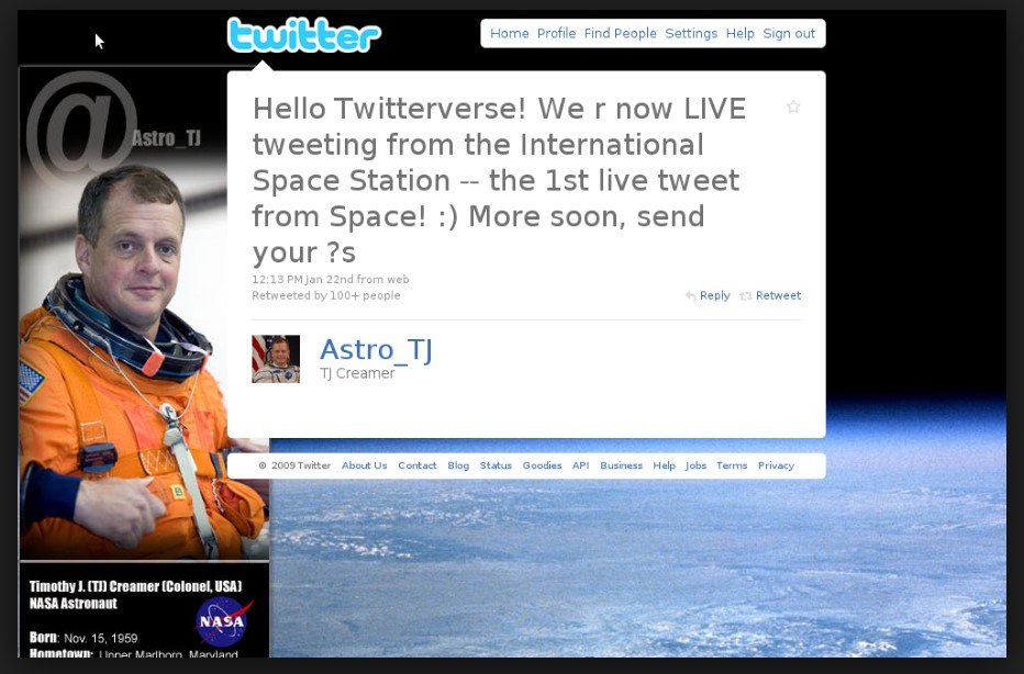 astronaut tweet in space on twitter